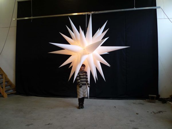 2.8m white christmas star backlit